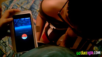 Adolescente Amateur Realiza Sexo Oral Con Movimientos Especiales Inspirados En Pokemon